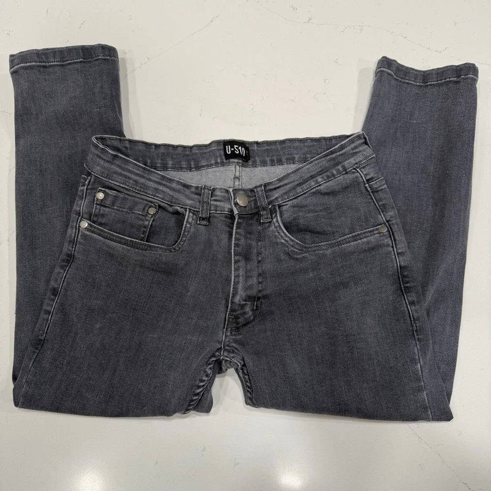 Under 5’10 Men’s Zak Jeans Gray